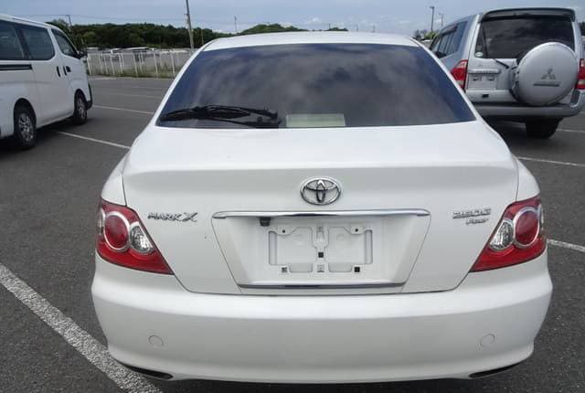2009 Toyota Mark X JDM car for sale — photo 5 of 10