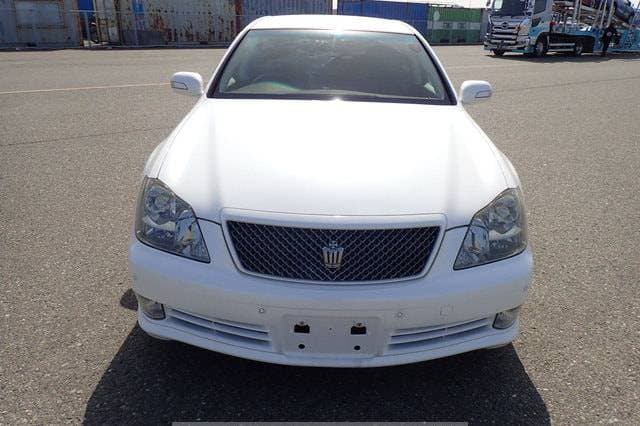 2005 Toyota Crown JDM car for sale — photo 9 of 10