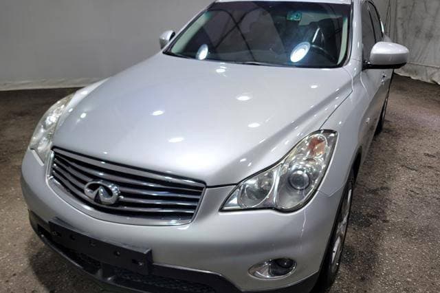 2010 Infiniti JDM car for sale — photo 2 of 10