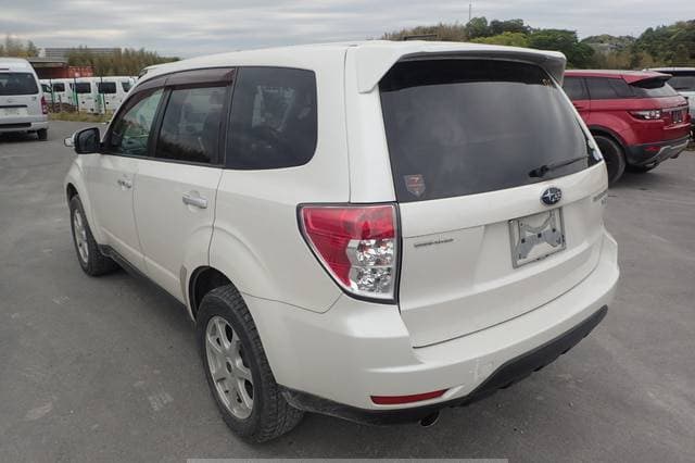 2011 Subaru Forester JDM car for sale — photo 4 of 10