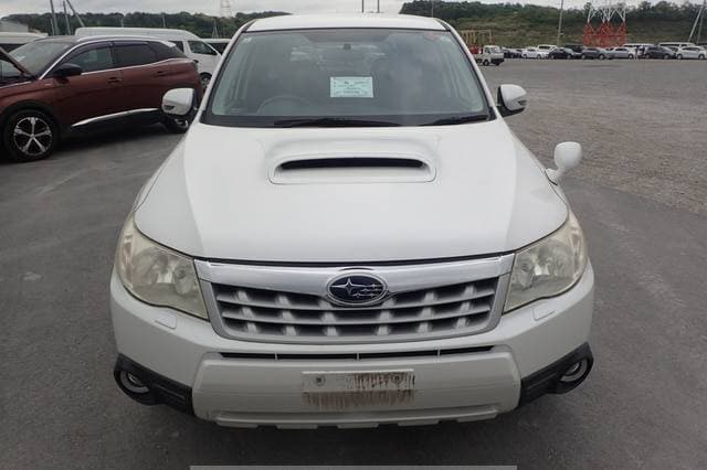 2011 Subaru Forester JDM car for sale — photo 9 of 10