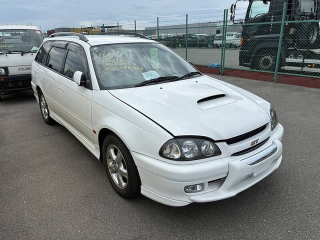 Toyota Caldina JDM car for sale — photo 3 of 6
