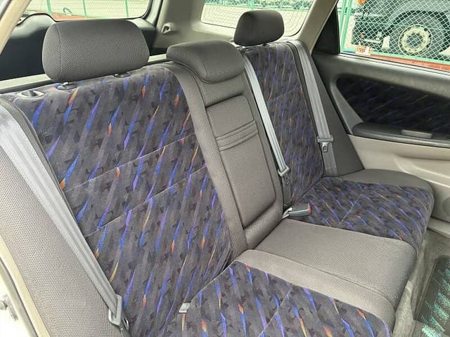 Toyota Caldina JDM car for sale — photo 5 of 6