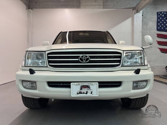 Toyota Land Cruiser JDM car for sale — photo 8 of 10