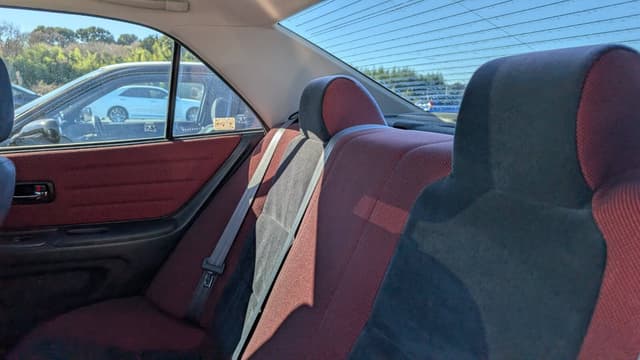 Toyota Altezza JDM car for sale — photo 8 of 10