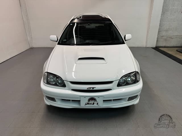 Toyota Caldina JDM car for sale — photo 7 of 10