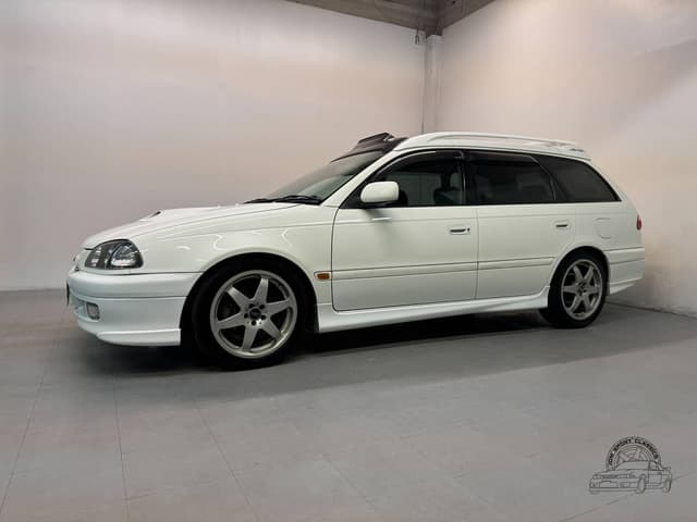 Toyota Caldina JDM car for sale — photo 10 of 10