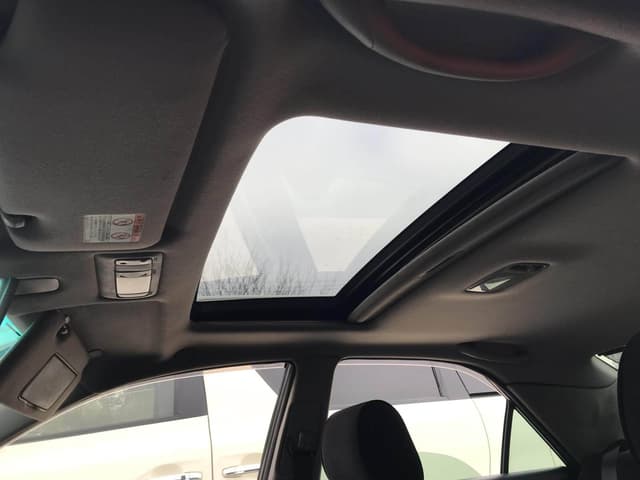 Toyota Mark II JDM car for sale — photo 10 of 10