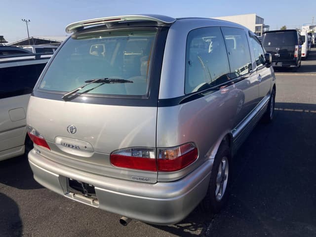 Toyota Estima JDM car for sale — photo 6 of 10