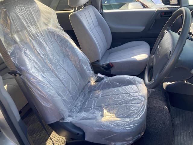 Toyota Estima JDM car for sale — photo 8 of 10