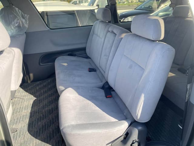 Toyota Estima JDM car for sale — photo 10 of 10