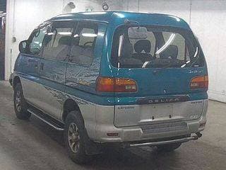Mitsubishi Delica JDM car for sale — photo 2 of 6