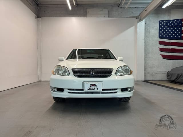 Toyota Mark II JDM car for sale — photo 6 of 10