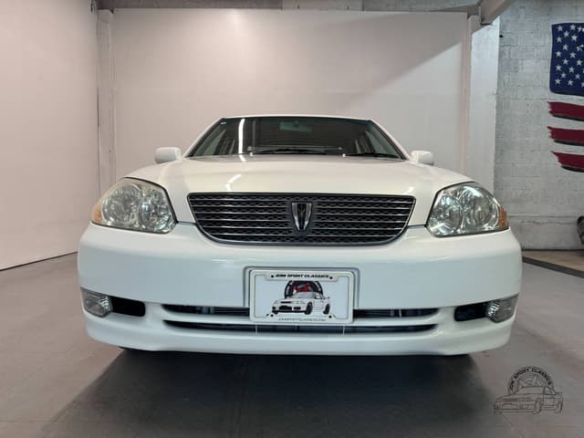 Toyota Mark II JDM car for sale — photo 8 of 10