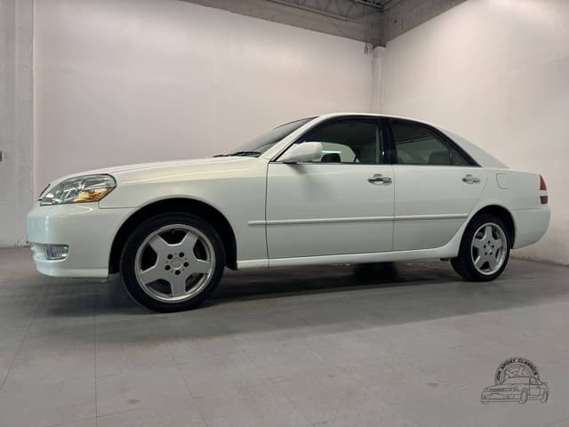 Toyota Mark II JDM car for sale — photo 10 of 10