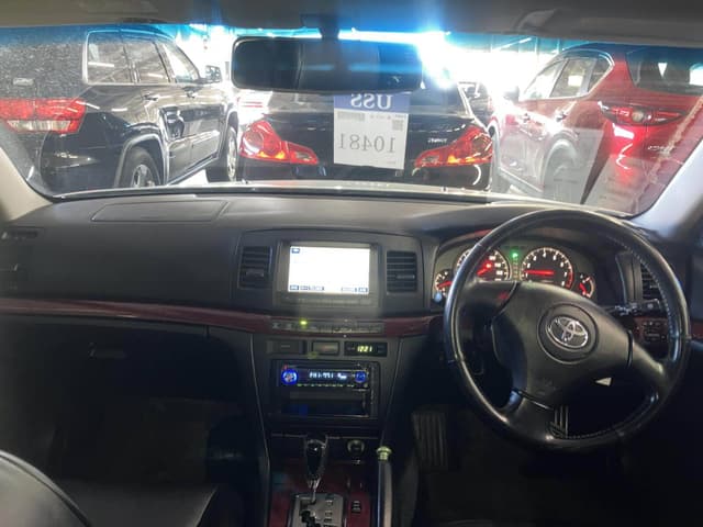 Toyota Mark II JDM car for sale — photo 7 of 10
