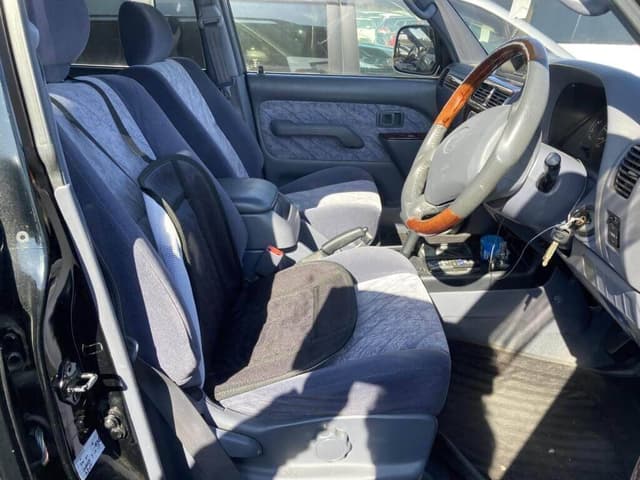 Toyota Land Cruiser Prado JDM car for sale — photo 3 of 9