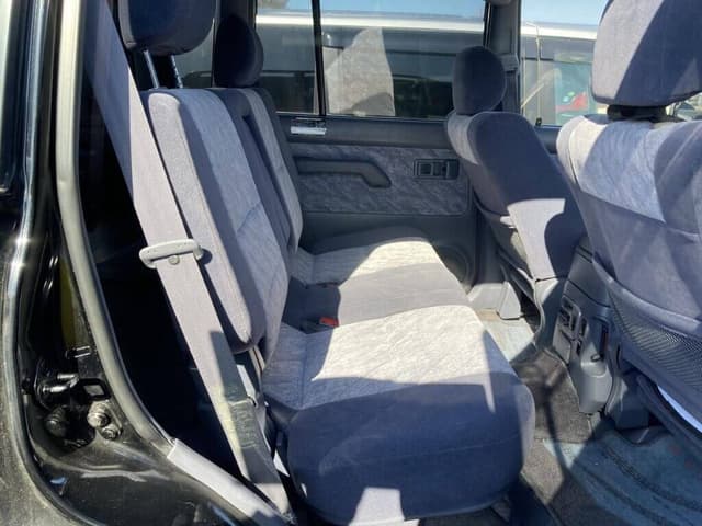 Toyota Land Cruiser Prado JDM car for sale — photo 5 of 9