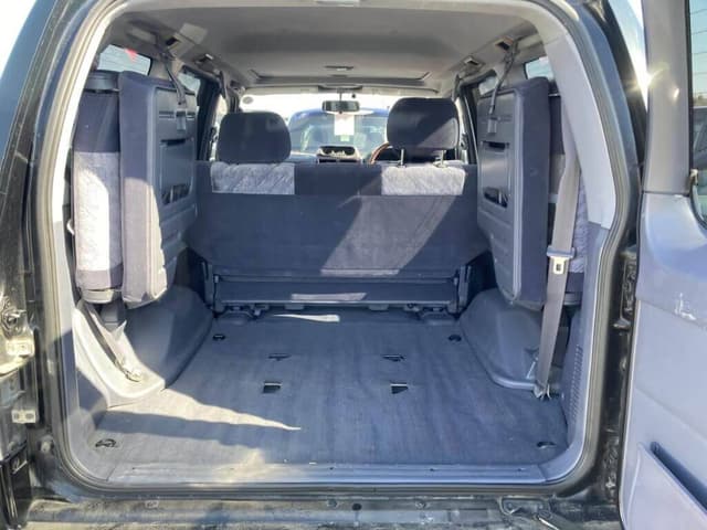 Toyota Land Cruiser Prado JDM car for sale — photo 8 of 9