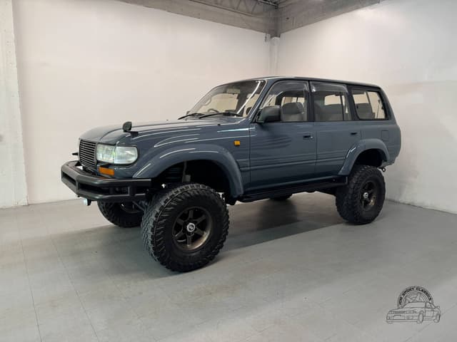 Toyota Land Cruiser JDM car for sale — photo 9 of 10