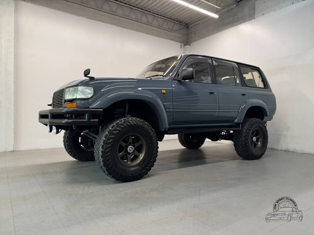 Toyota Land Cruiser JDM car for sale — photo 10 of 10
