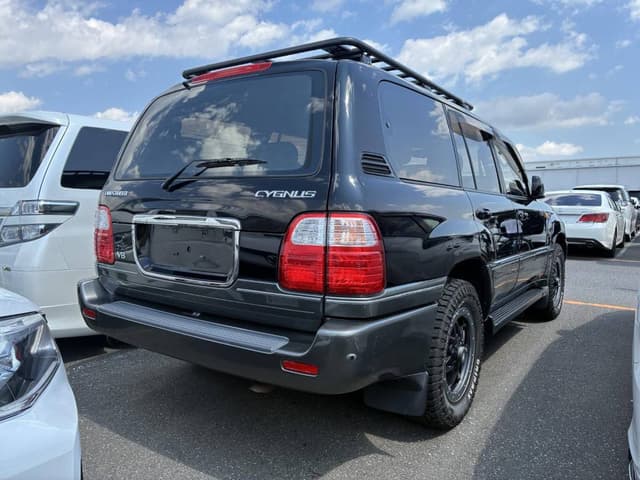 Toyota Land Cruiser JDM car for sale — photo 2 of 10