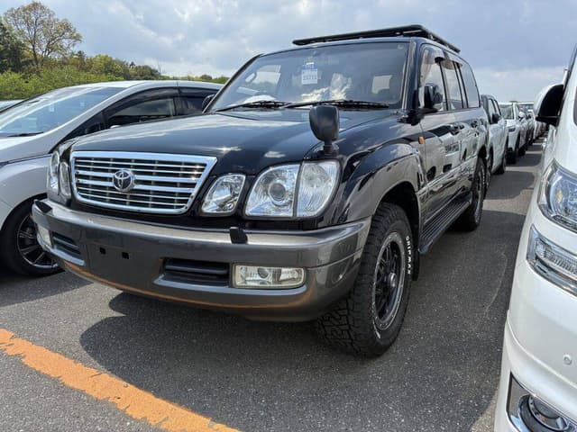 Toyota Land Cruiser JDM car for sale — photo 3 of 10