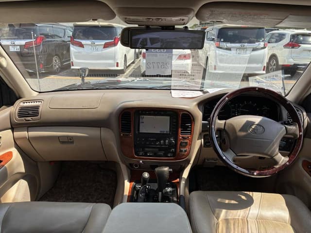 Toyota Land Cruiser JDM car for sale — photo 10 of 10