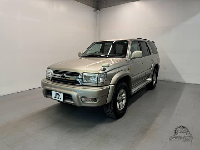 Toyota Hilux Surf JDM car for sale — photo 4 of 10