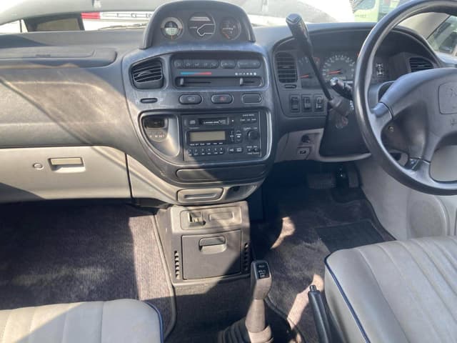 Mitsubishi Delica JDM car for sale — photo 5 of 10