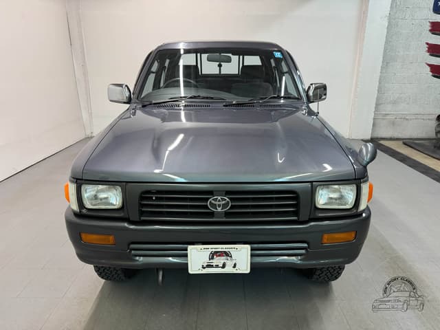 Toyota Hilux JDM car for sale — photo 7 of 10