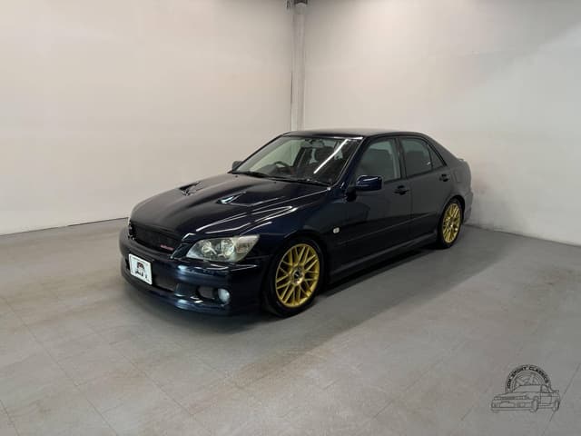 Toyota Altezza JDM car for sale — photo 2 of 10