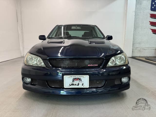 Toyota Altezza JDM car for sale — photo 7 of 10