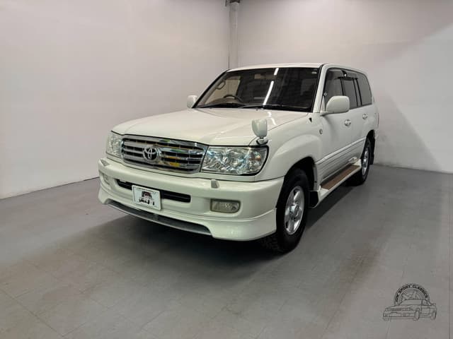 Toyota Land Cruiser JDM car for sale — photo 4 of 10