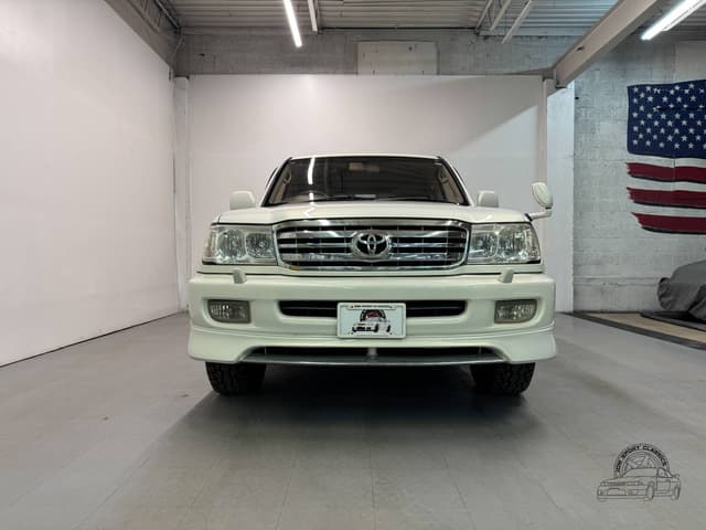 Toyota Land Cruiser JDM car for sale — photo 6 of 10