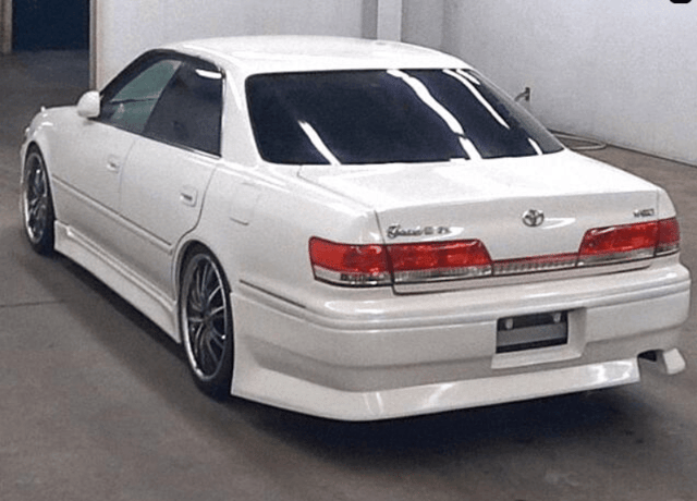 Toyota Mark II JDM car for sale — photo 2 of 8