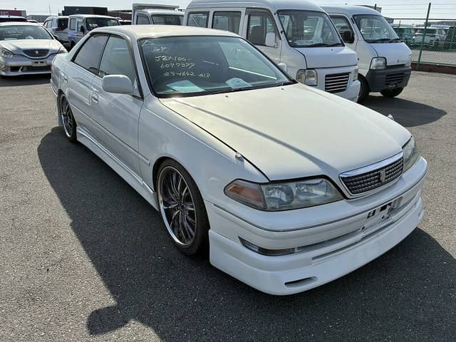Toyota Mark II JDM car for sale — photo 3 of 8