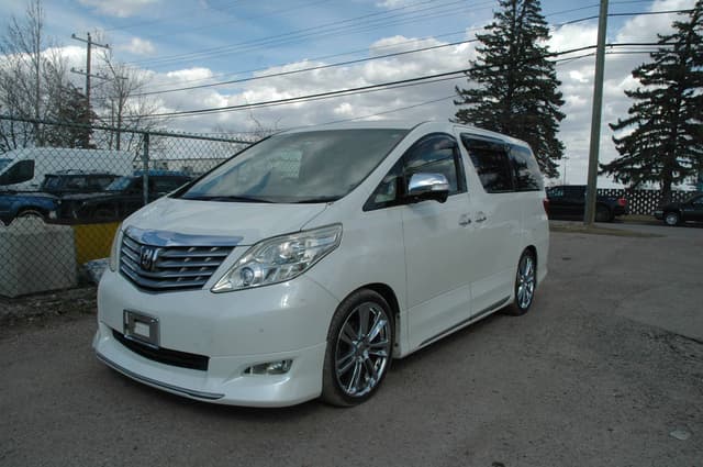 Toyota Alphard JDM car for sale — photo 2 of 10
