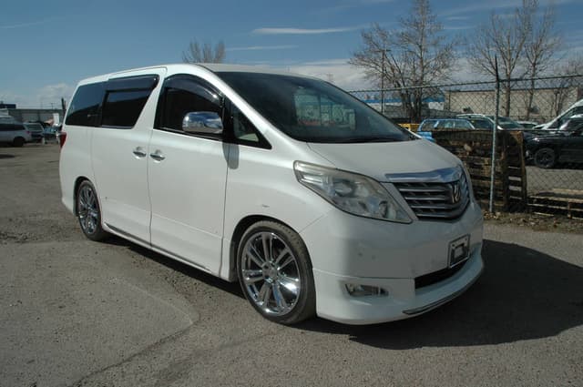 Toyota Alphard JDM car for sale — photo 9 of 10