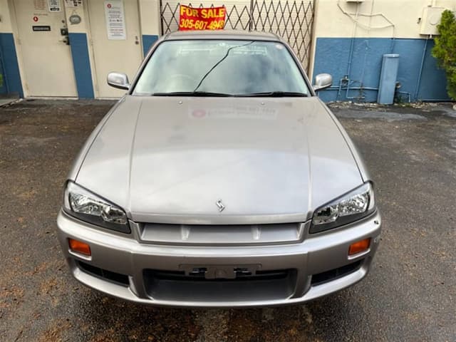 1998 Nissan Skyline JDM car for sale — photo 2 of 10