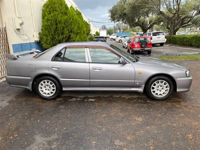 1998 Nissan Skyline JDM car for sale — photo 8 of 10