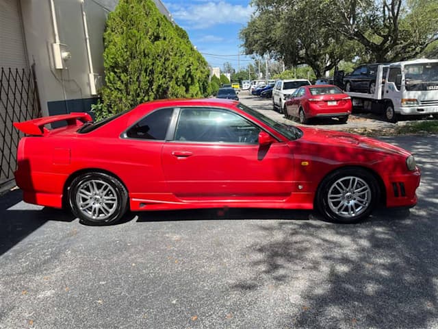 1998 Nissan Skyline JDM car for sale — photo 8 of 10