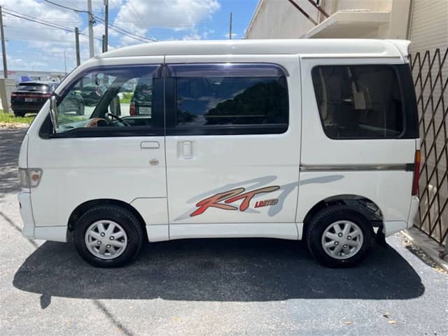 1998 Daihatsu Atrai JDM car for sale — photo 4 of 10