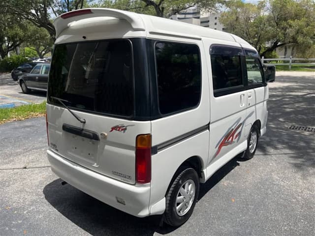 1998 Daihatsu Atrai JDM car for sale — photo 6 of 10