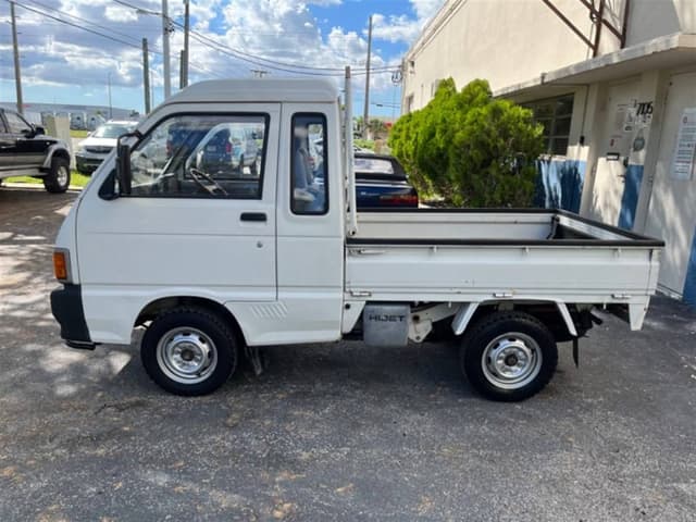 1992 Daihatsu Hijet JDM car for sale — photo 4 of 10