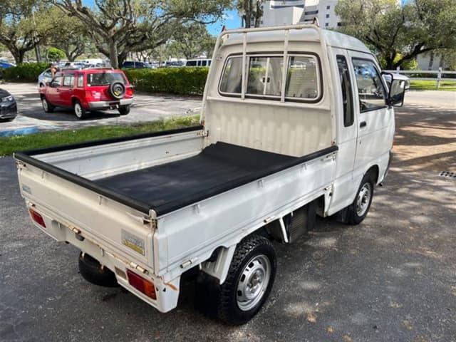 1992 Daihatsu Hijet JDM car for sale — photo 8 of 10