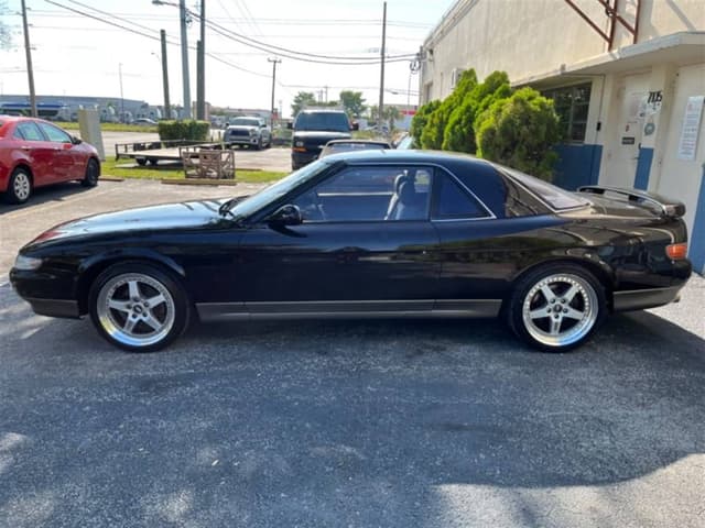 1991 Mazda Cosmo JDM car for sale — photo 4 of 10