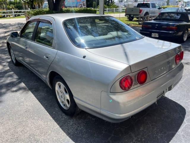 1997 Nissan Skyline JDM car for sale — photo 5 of 10