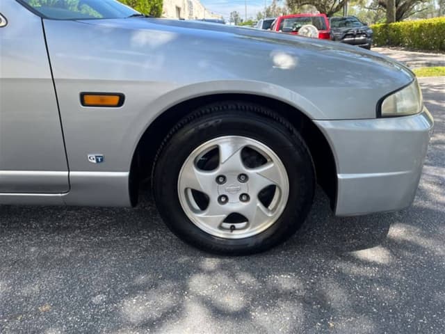 1997 Nissan Skyline JDM car for sale — photo 9 of 10