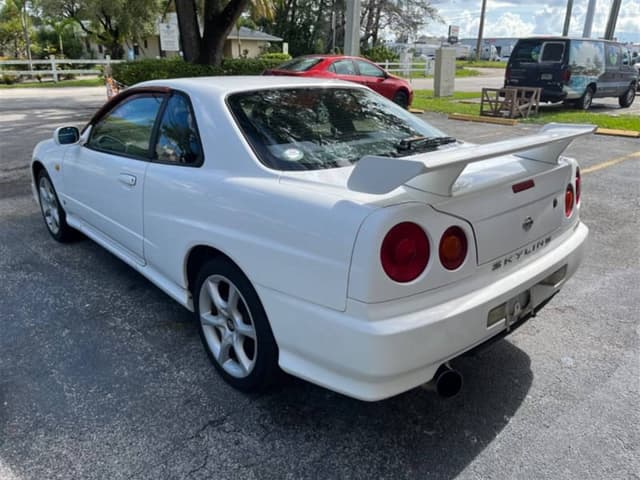 1998 Nissan Skyline JDM car for sale — photo 5 of 10